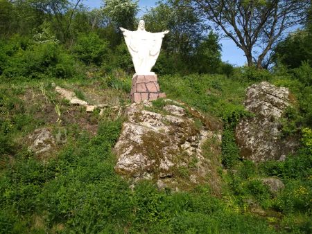 В урочищі  Велика Печір 