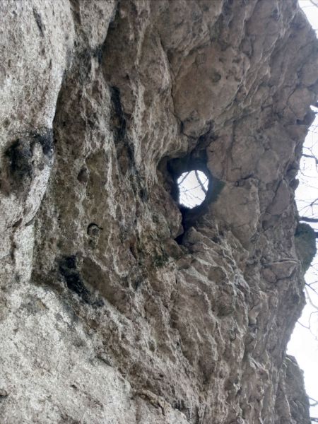 Печера Язвини, вікно